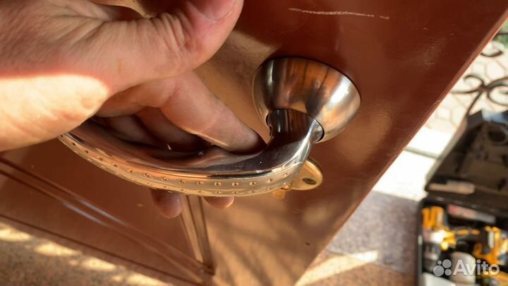 Вскрытие замков дверей