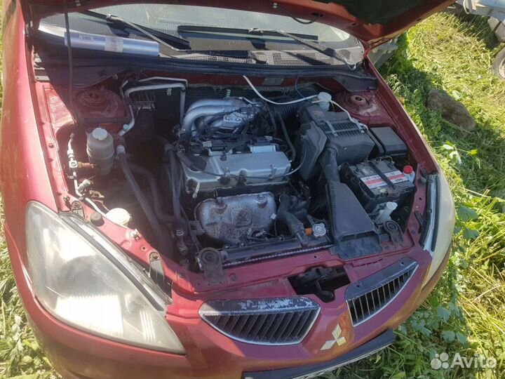 Митсубиси лансер 9, 2005г, 1,6л, МКПП, на запчасти