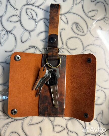 Ключница кожаная новая