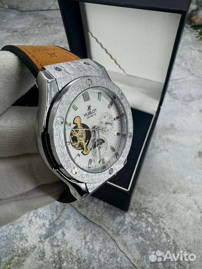 Часы Hublot механические
