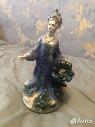 Статуэтка хозяйка медной горы