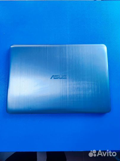 Ноутбук Asus E403S