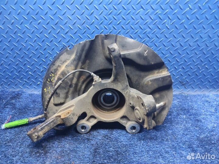 Кулак ступица передний левый Range Rover Vogue 3