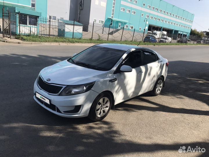 Kia Rio 1.4 AT, 2013, 76 543 км