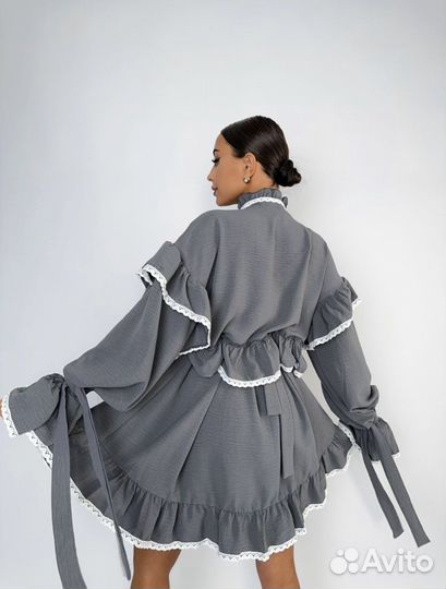 Платье серое