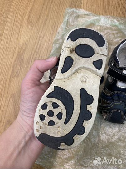 Сандали для мальчика 23