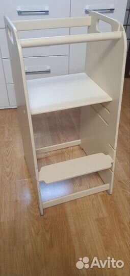 Башня помощника монтессори