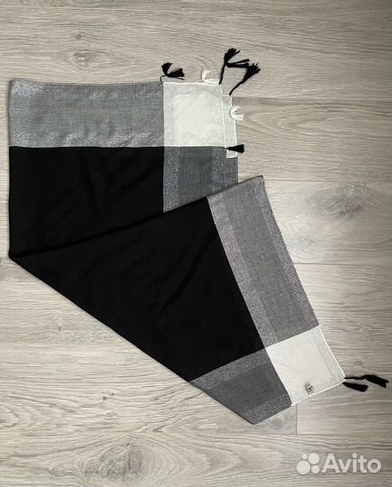 Шарфы платки палантины