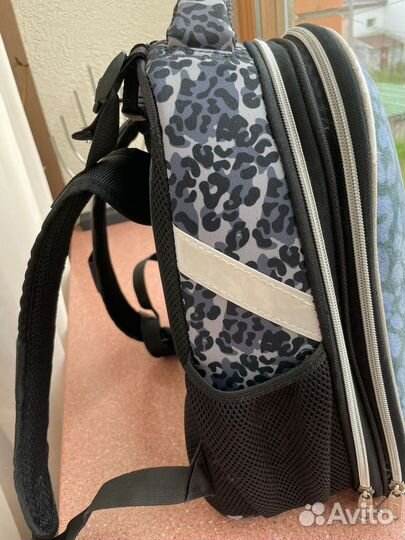 Рюкзак школьный для девочки ортопедический