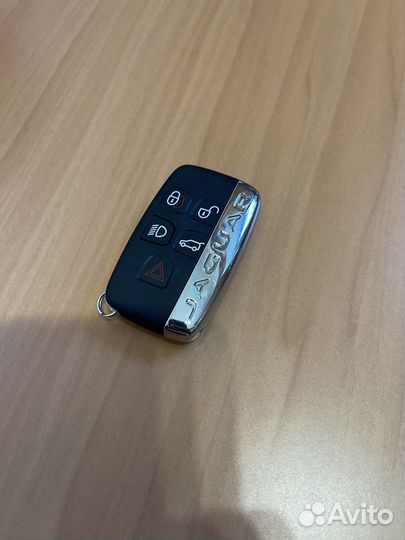 T4A12803 Ключ Smart Key Jaguar
