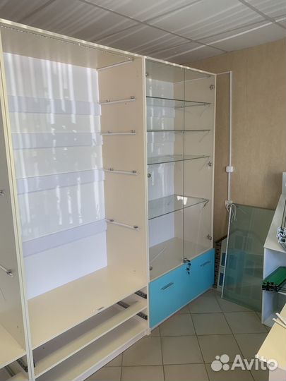 Витрина с подсветкой