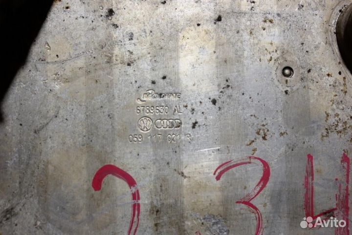 Радиатор масляный Audi Q7 2005 2015