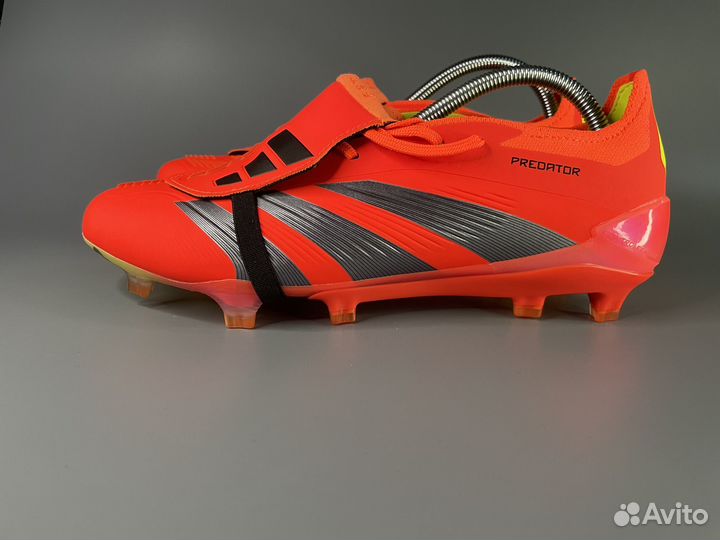 Бутсы adidas predator
