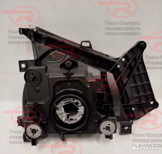 Фара левая isuzu 600P4KH