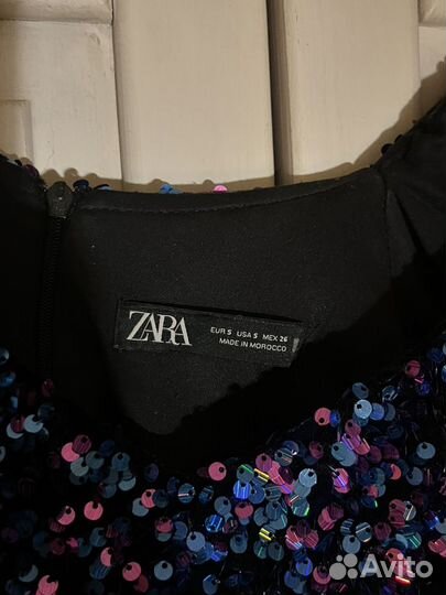 Платье с пайетками zara