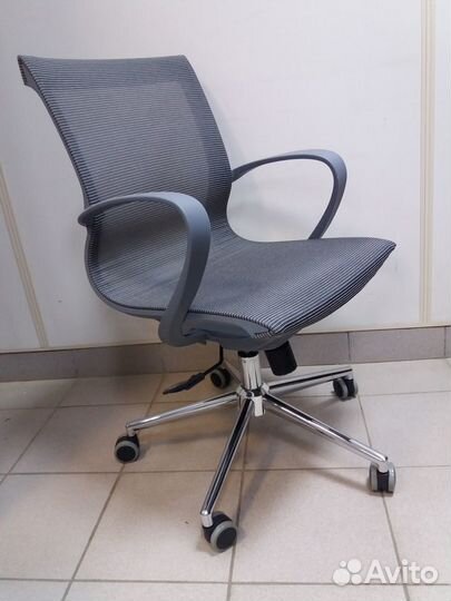 Компьютерное кресло