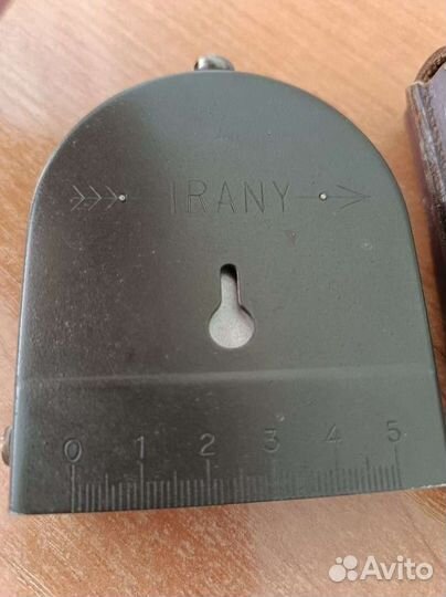 Старый трофейный компас времён войны