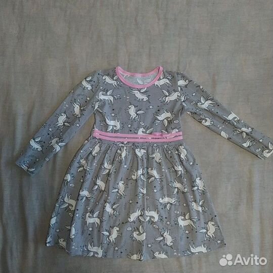 Платья для девочки 110 р