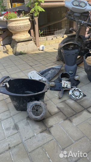 Скутер 150 целиком или на запчасти
