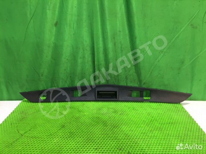 Кнопка открывания багажника Mercedes-Benz E W212