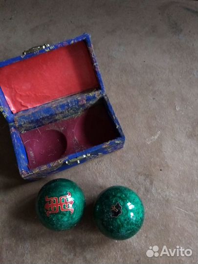 Металлические китайские шарики звенящие внутри