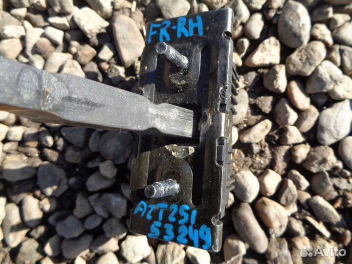 Ограничитель двери передний правый Toyota Avensis