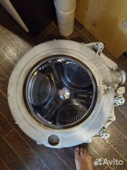 Бак стиральной машины indesit 5 кг. Iwsb5105