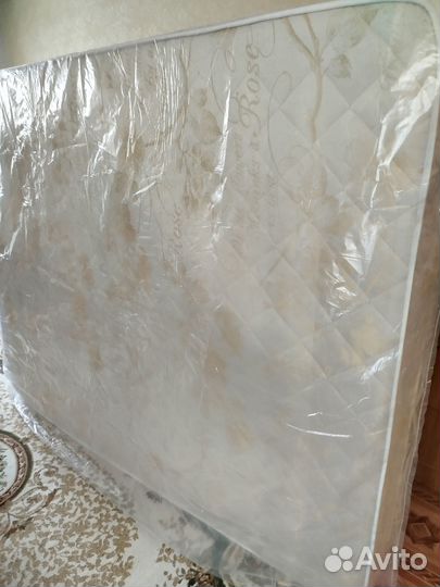 Матрас 160х200 бу