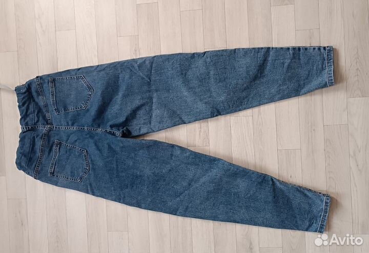 Джинсы