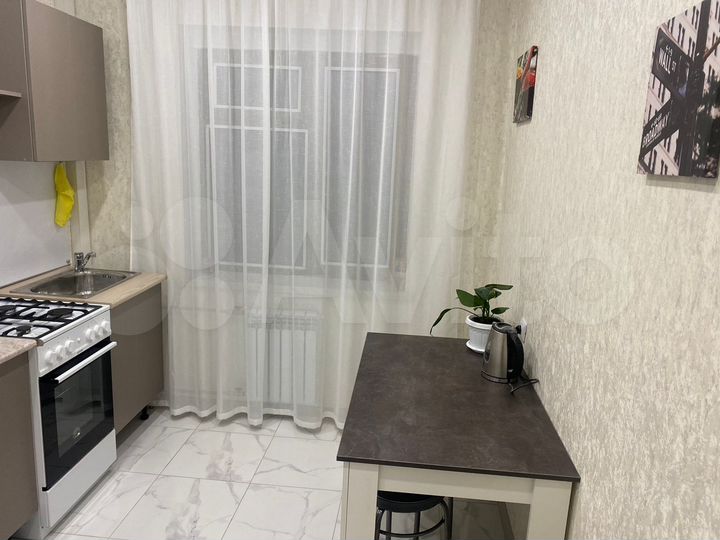2-к. квартира, 49 м², 1/3 эт.