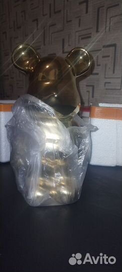 Фарфоравый мишка (копилка)