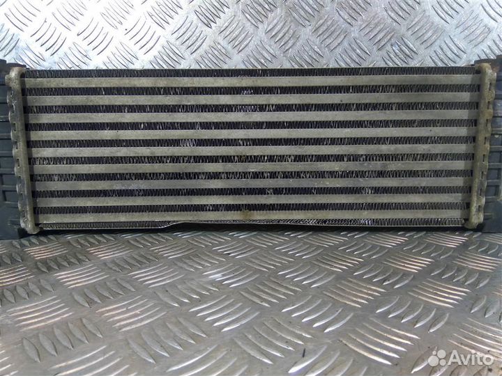 Радиатор интеркулера (Интеркулер) форд Transit