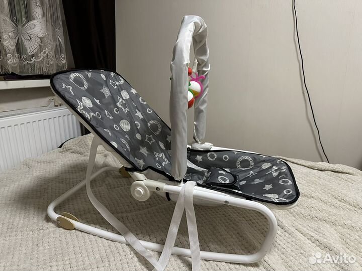 Шезлонг детский