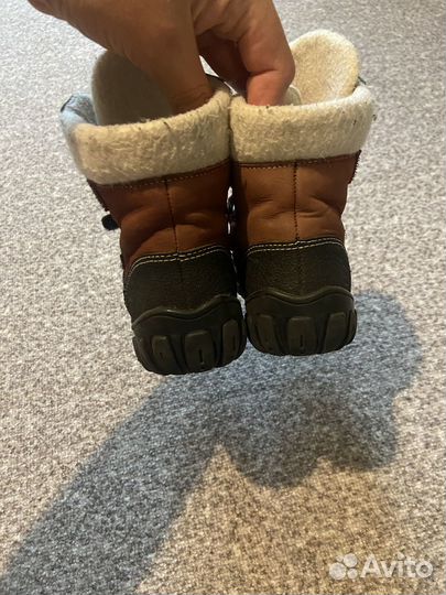 Ботинки демисезонные для девочки 25 размер