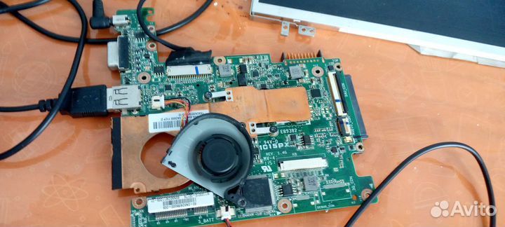 Материнская плата на asus eee pc 1015px