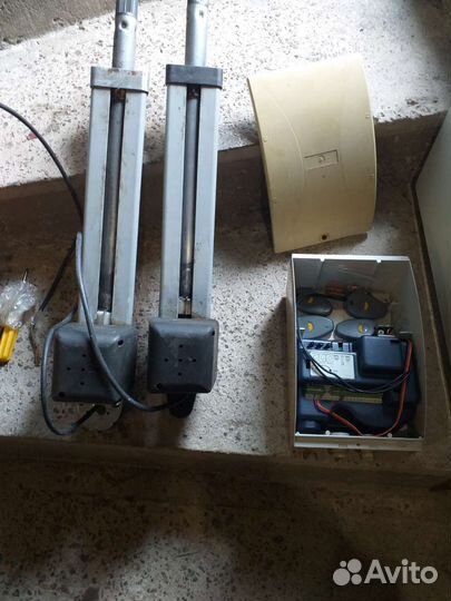 Автоматические распашные ворота