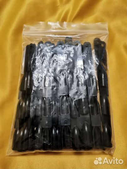 Чёрные типсы