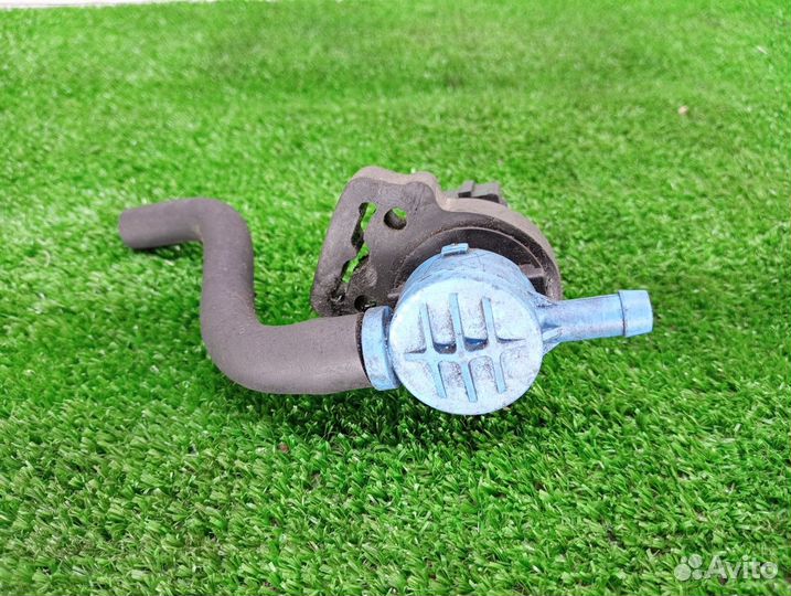 Клапан вентиляции топливного бака