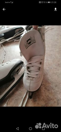 Продам коньки