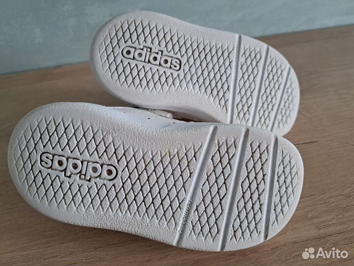 Кроссовки adidas 21 размер