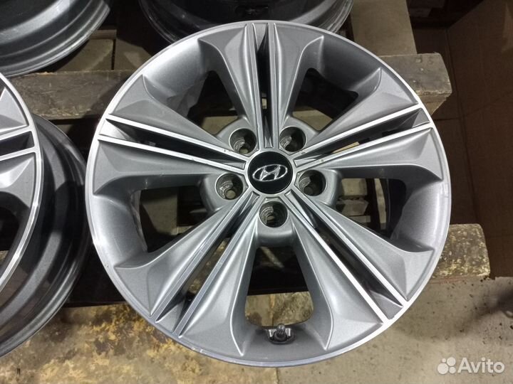 Оригинальные диски Hyindai creta R17 с Датчиками