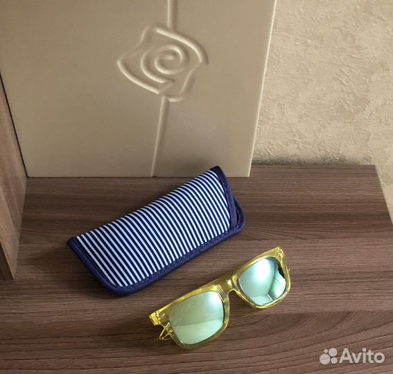 Детские солнцезащитные очки