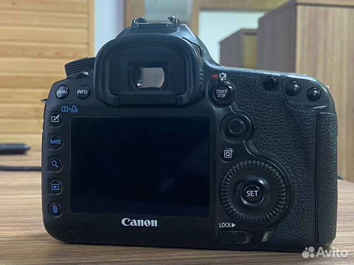 Фотоаппарат canon 5D mark iii