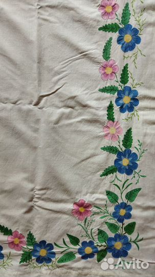 Покрывало на кровать вышитое
