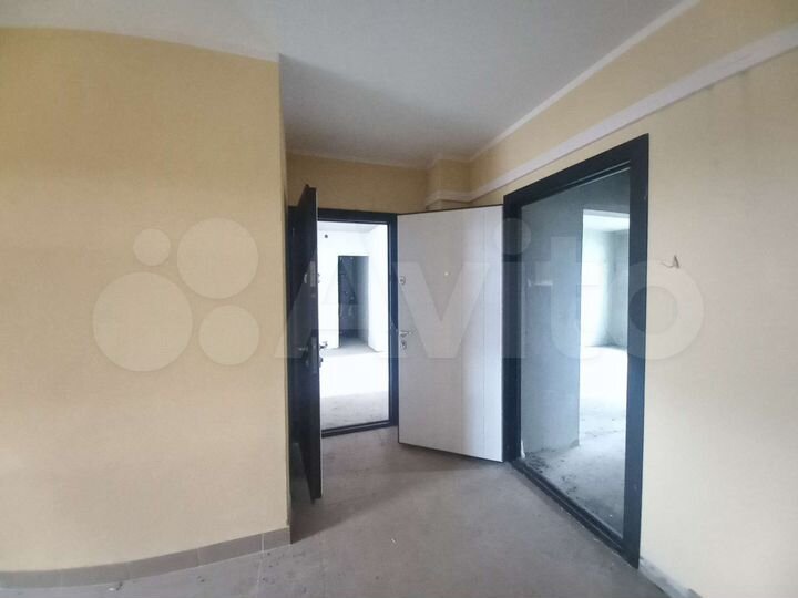 2-к. квартира, 54 м², 7/10 эт.