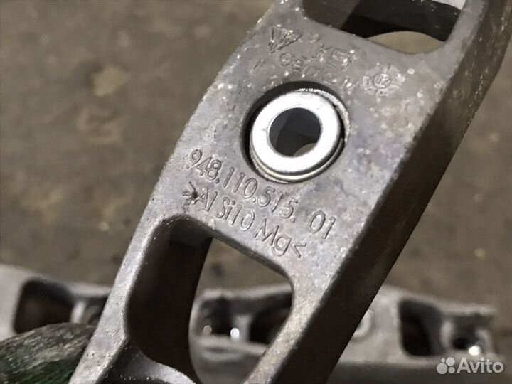 Кронштейн Порше 94811051501