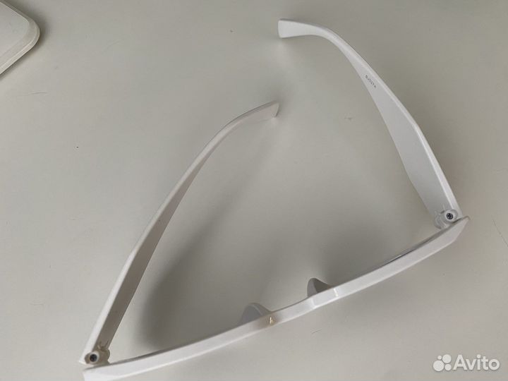 Очки женские новые (черные и белые)