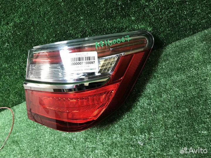 Фонарь задний наружный правый Toyota Camry