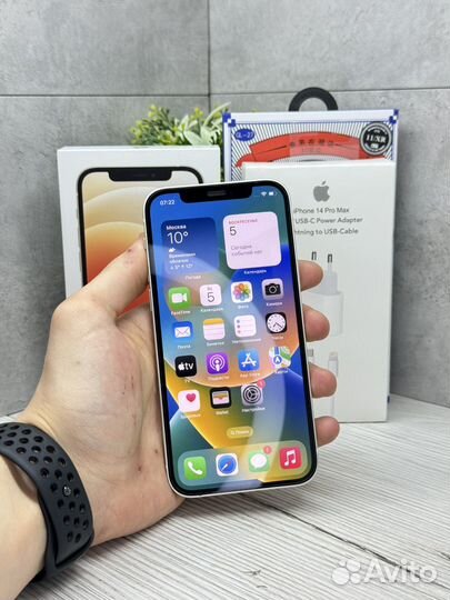 iPhone 12, 64 ГБ
