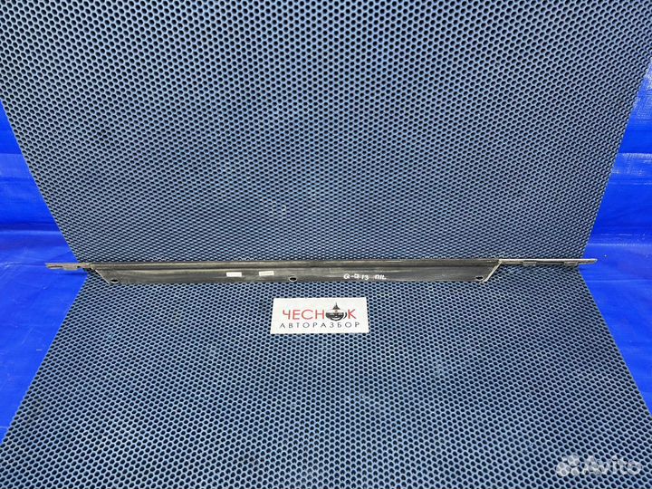 Хром молдинг передней левой двери Audi Q7 4L